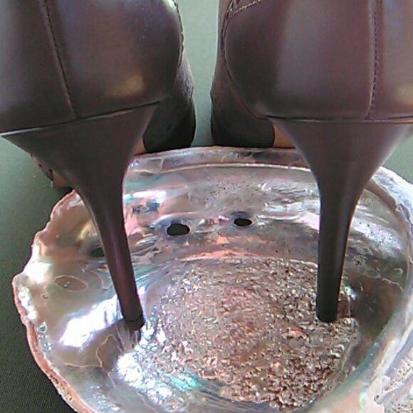 Circa Joan and David Booties - Picture 3 of 8